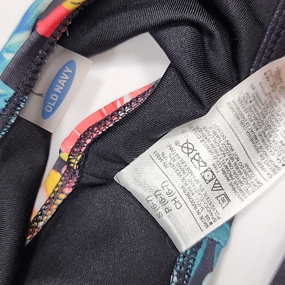 OLD NAVY HAWAIIAN BATHING SUIT SIZE S (6-7) - Picture 5 of 7